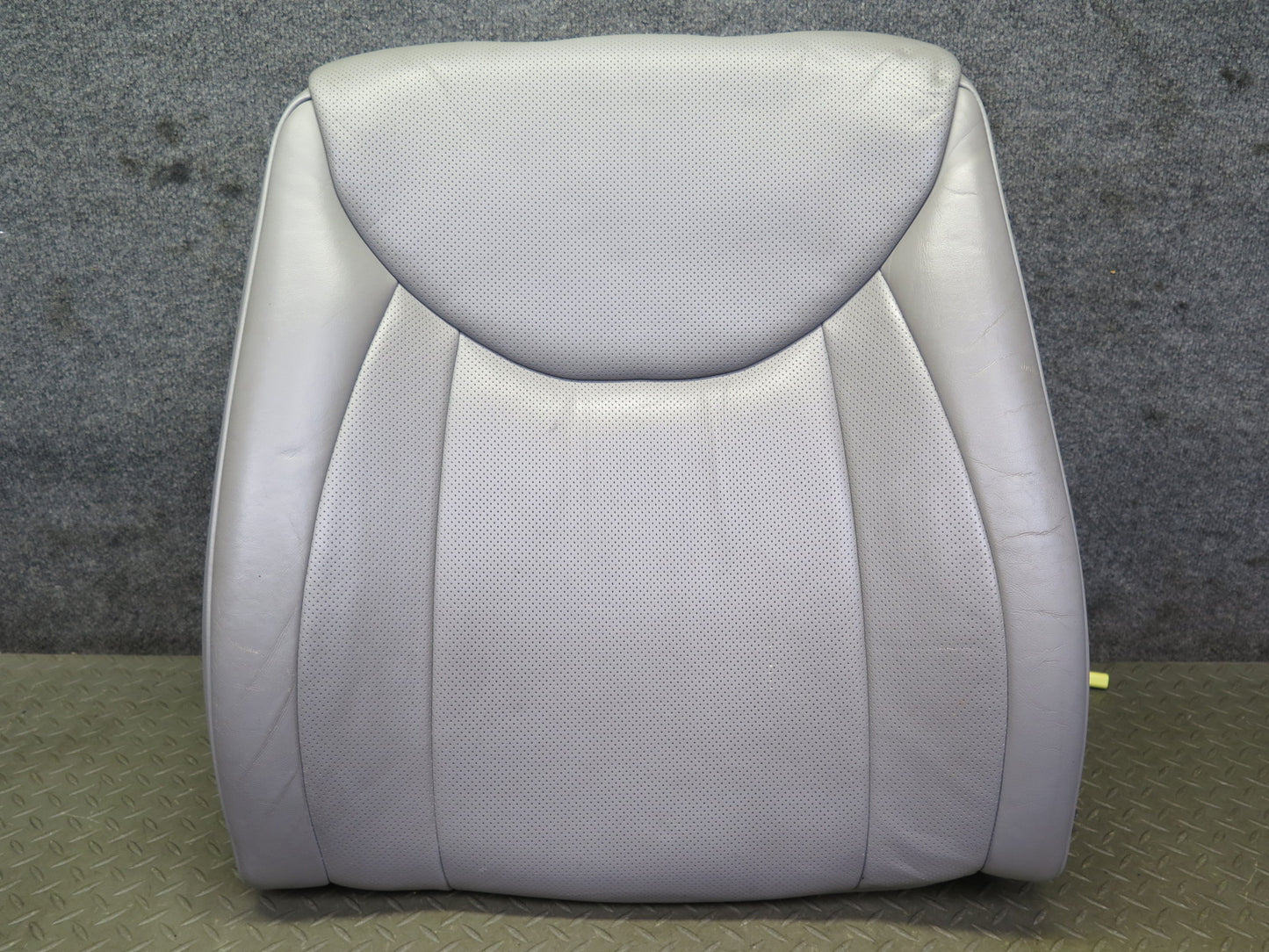 04-06 Lexus UCF30L LS430 Front Right Seat Upper Leather Cushion Ash OEM