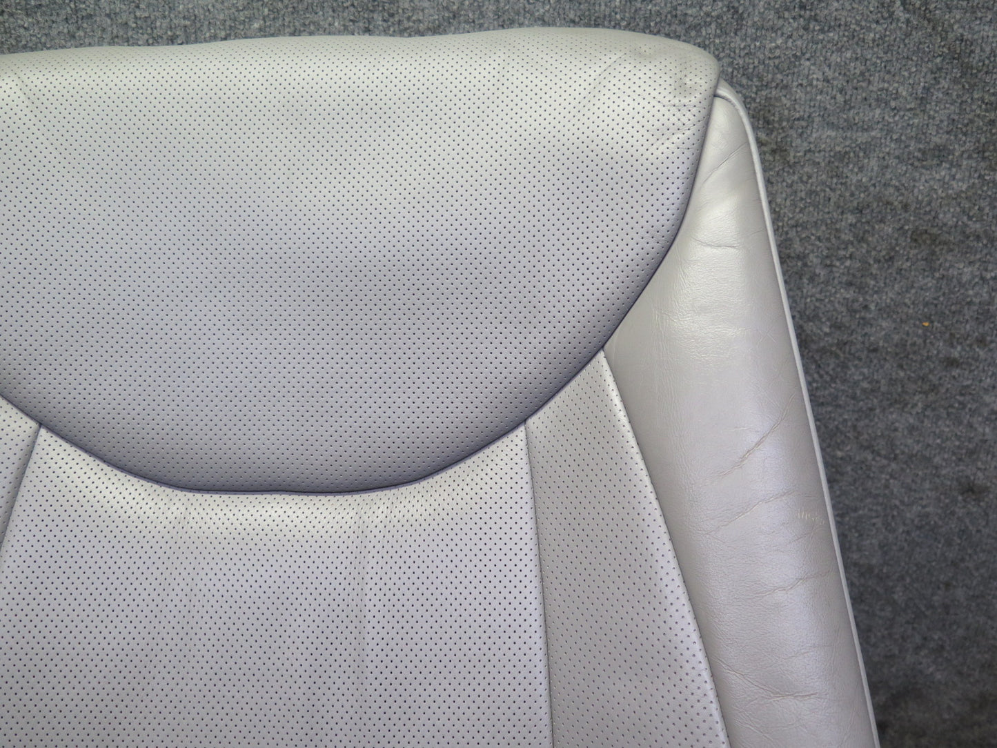 04-06 Lexus UCF30L LS430 Front Right Seat Upper Leather Cushion Ash OEM