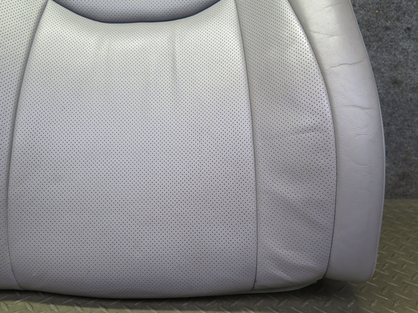 04-06 Lexus UCF30L LS430 Front Right Seat Upper Leather Cushion Ash OEM