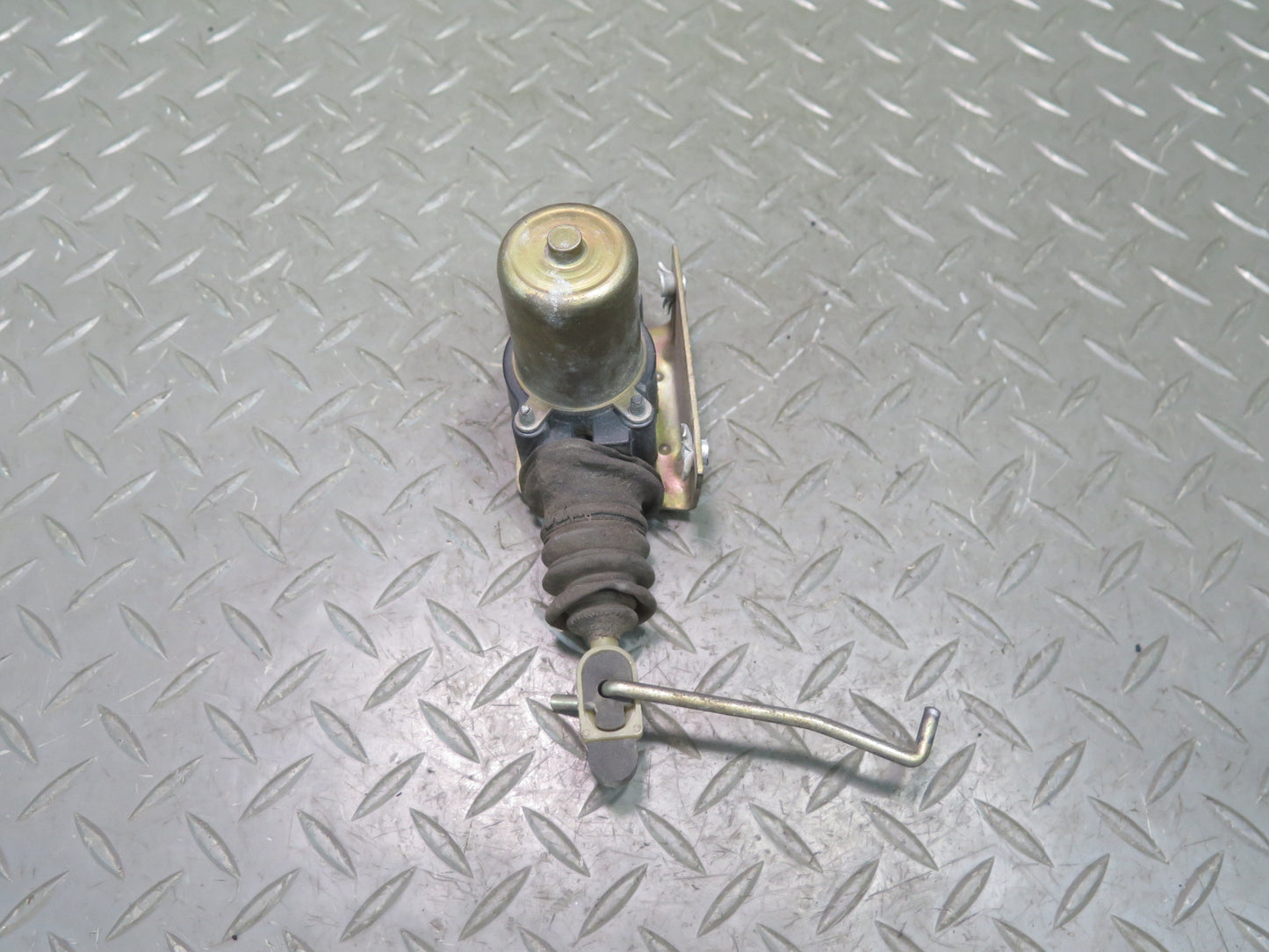 84-93 Chevrolet Corvette C4 Left Driver Door Central Lock Actuator Motor OEM