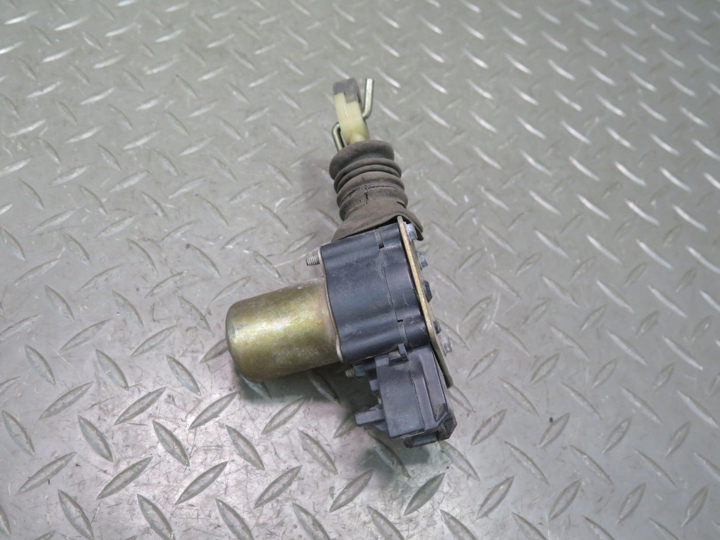 84-93 Chevrolet Corvette C4 Left Driver Door Central Lock Actuator Motor OEM