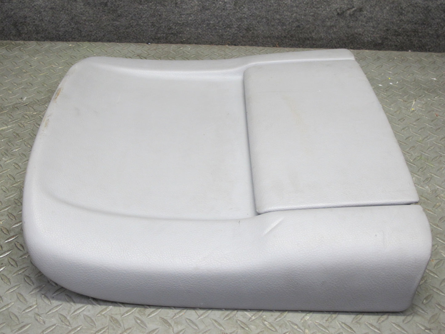 04-06 Lexus UCF30L LS430 Front Right Seat Back Trim Panel Ash OEM