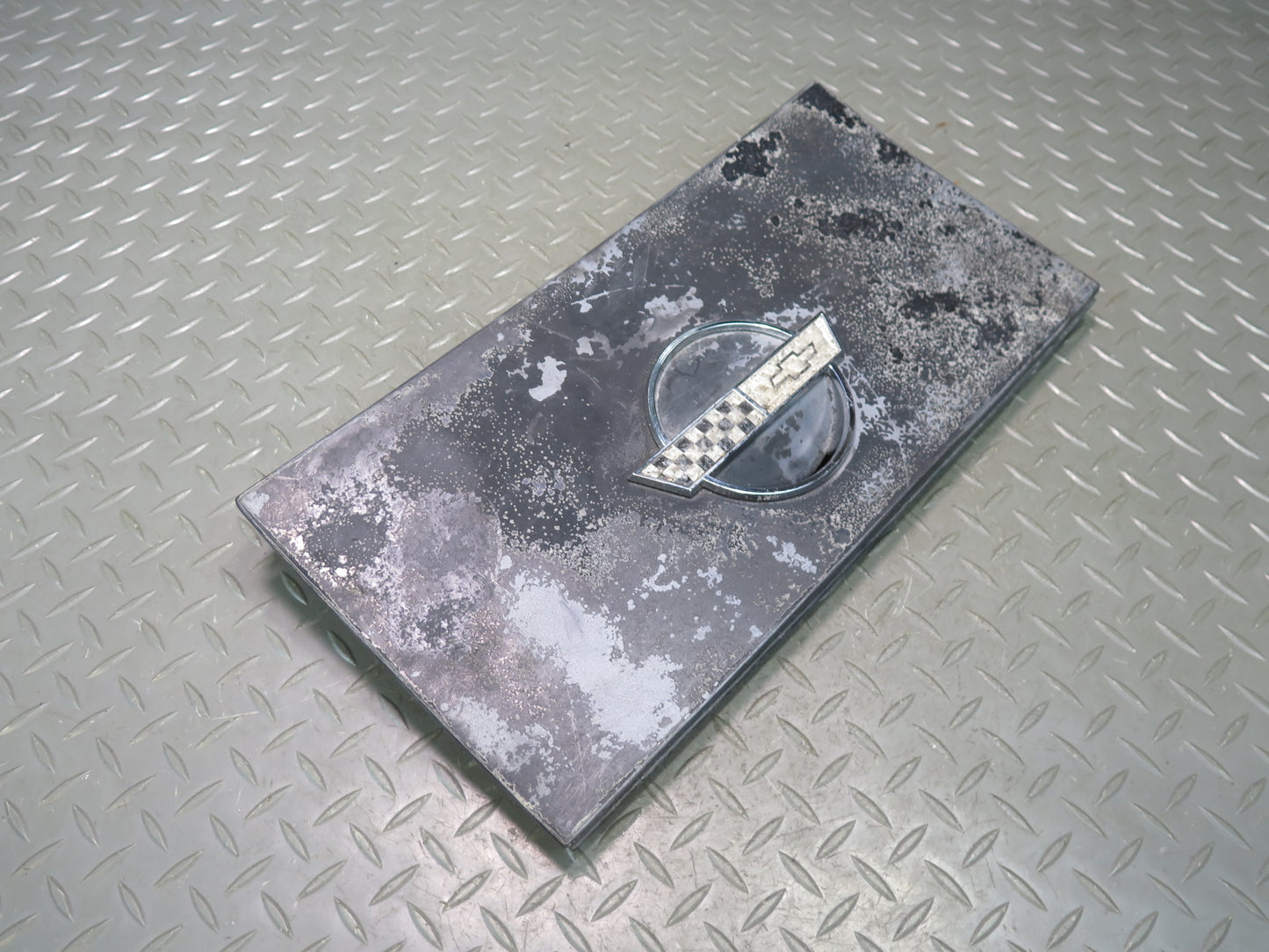 84-96 Chevrolet Corvette C4 Coupe Fuel Gas Door Lid w Emblem Black OEM