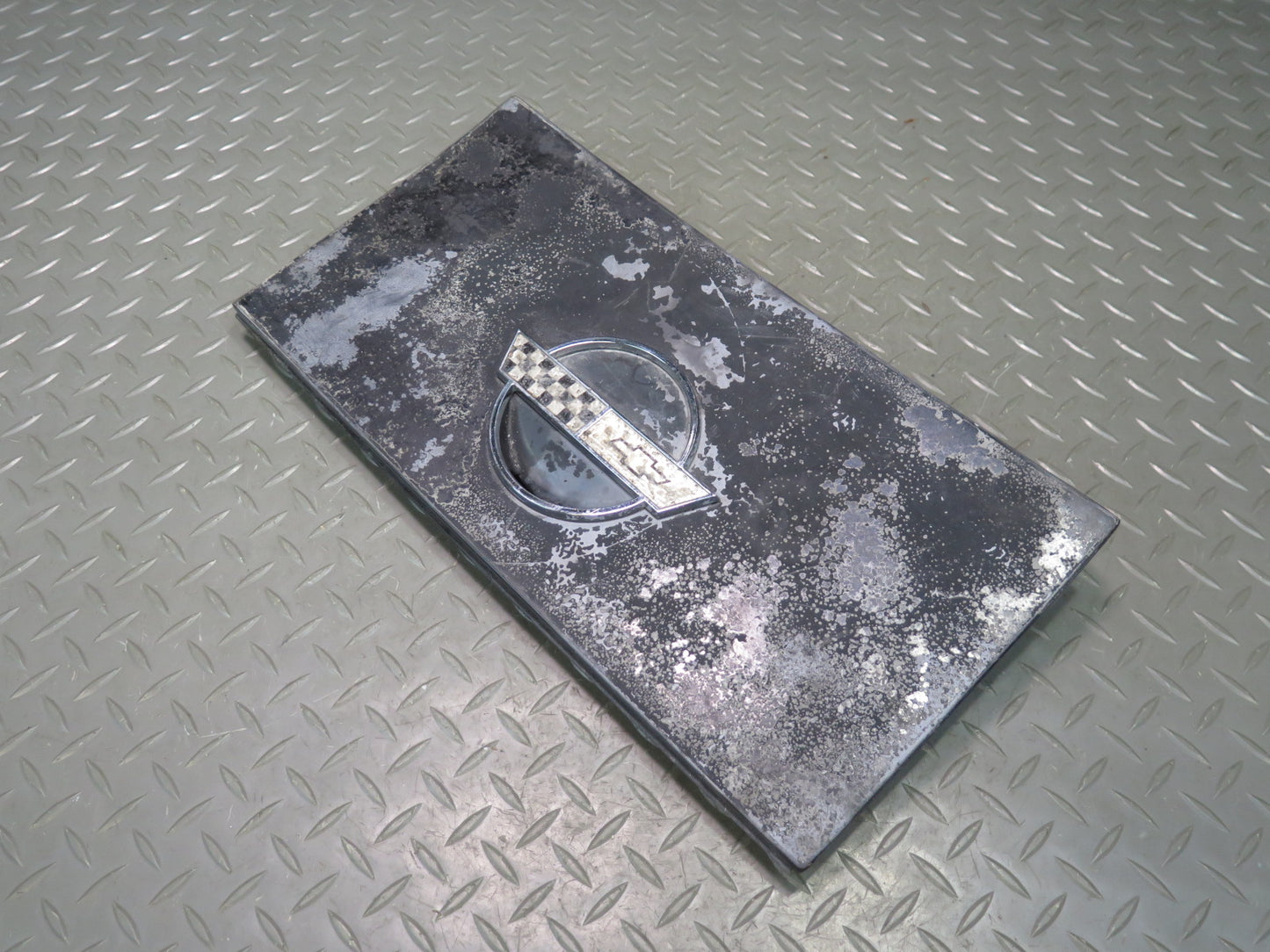 84-96 Chevrolet Corvette C4 Coupe Fuel Gas Door Lid w Emblem Black OEM