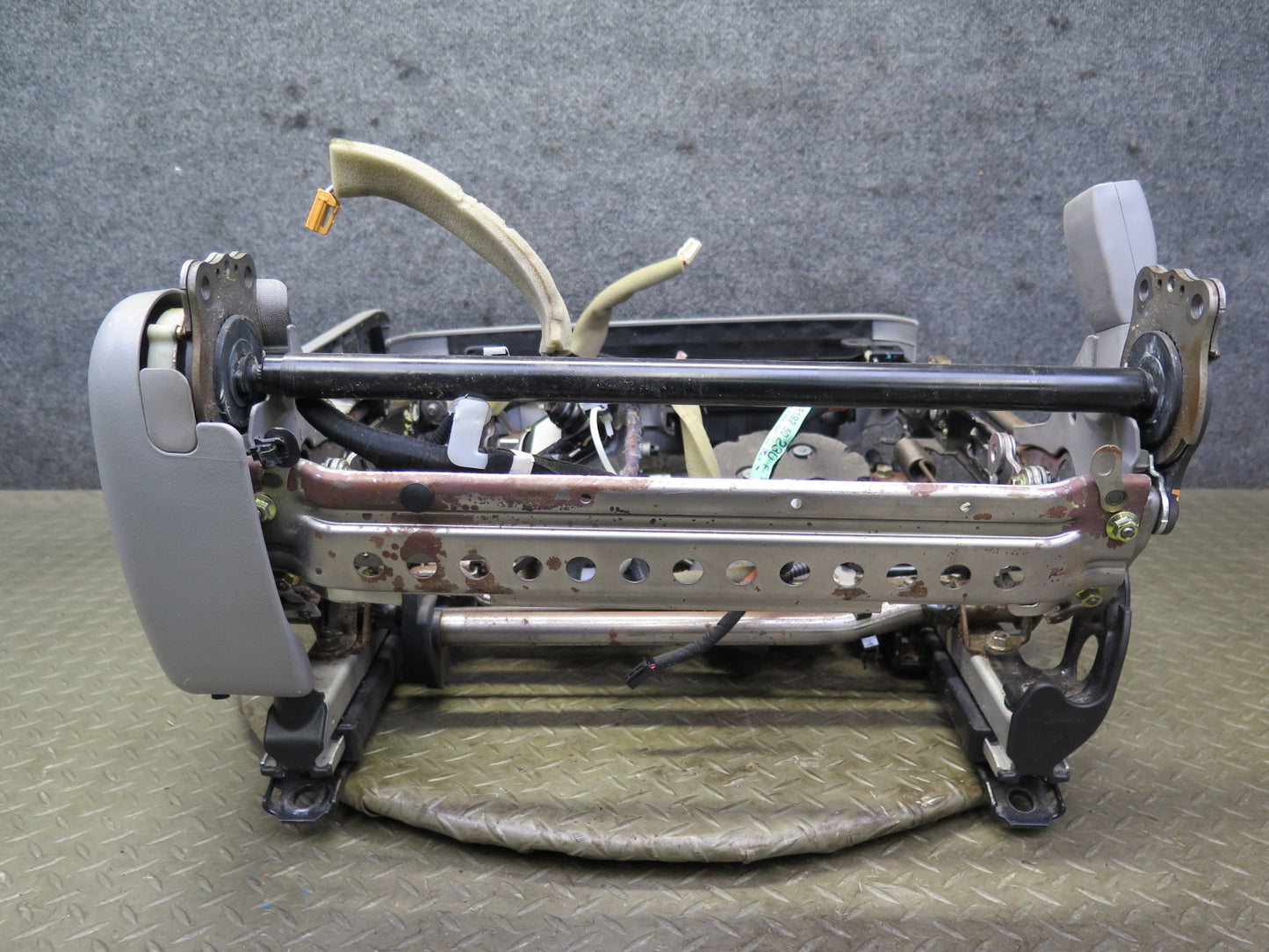 04-06 Lexus UCF30L LS430 Front Left Driver Seat Track Rail Frame w Trim OEM