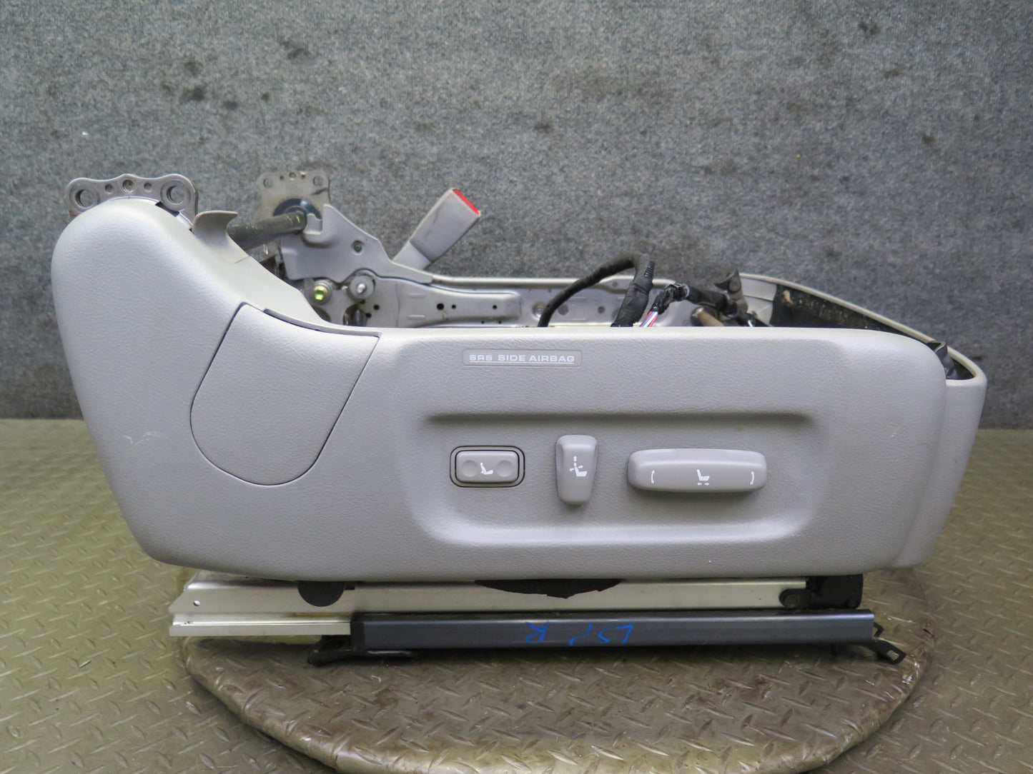 04-06 Lexus UCF30L LS430 Front Right Seat Track Rail Frame w Trim Gray OEM