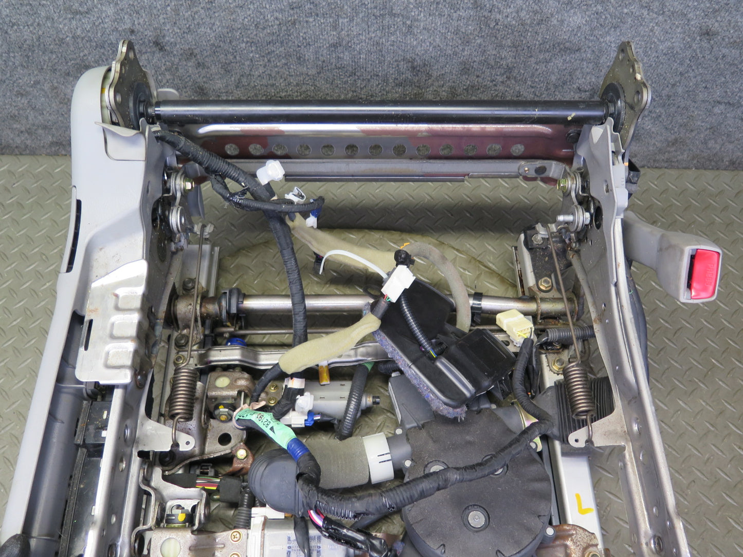 04-06 Lexus UCF30L LS430 Front Right Seat Track Rail Frame w Trim Gray OEM