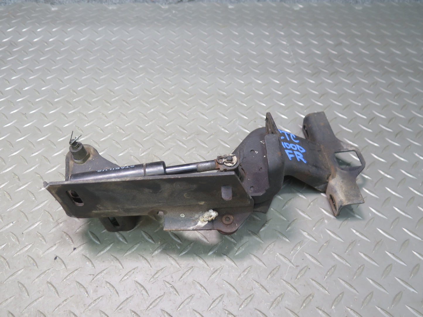 1984 Chevrolet Corvette C4 Left Right Hood Hinge w Shims AND Bolts Set OEM