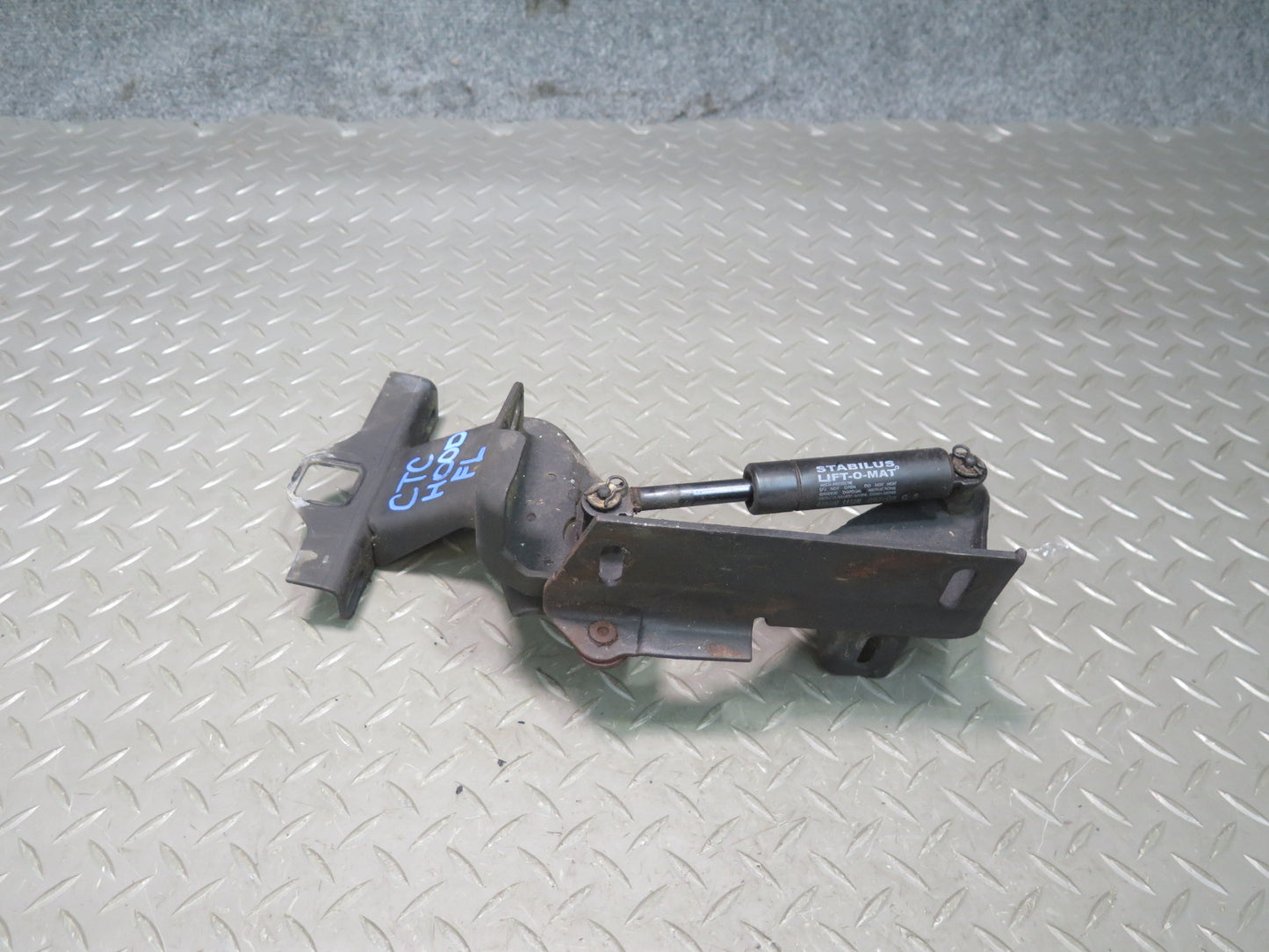 1984 Chevrolet Corvette C4 Left Right Hood Hinge w Shims AND Bolts Set OEM