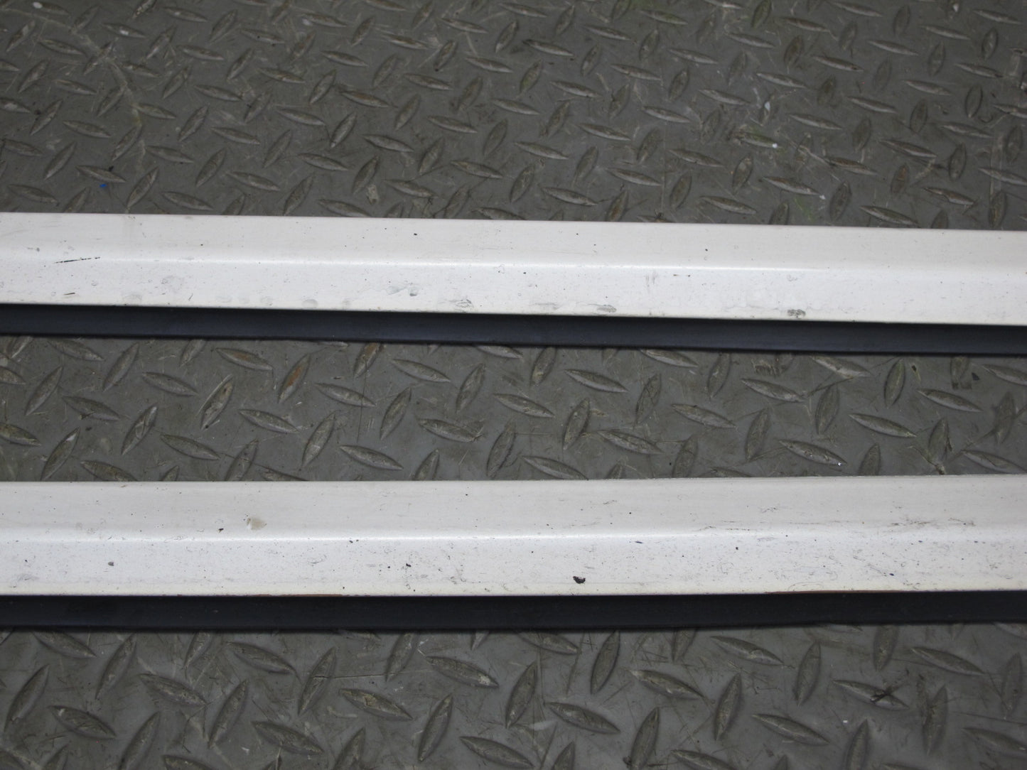 92-96 Lexus SC300 SC400 Set of 2 Left Right Door Exterior Lower Trim Molding OEM