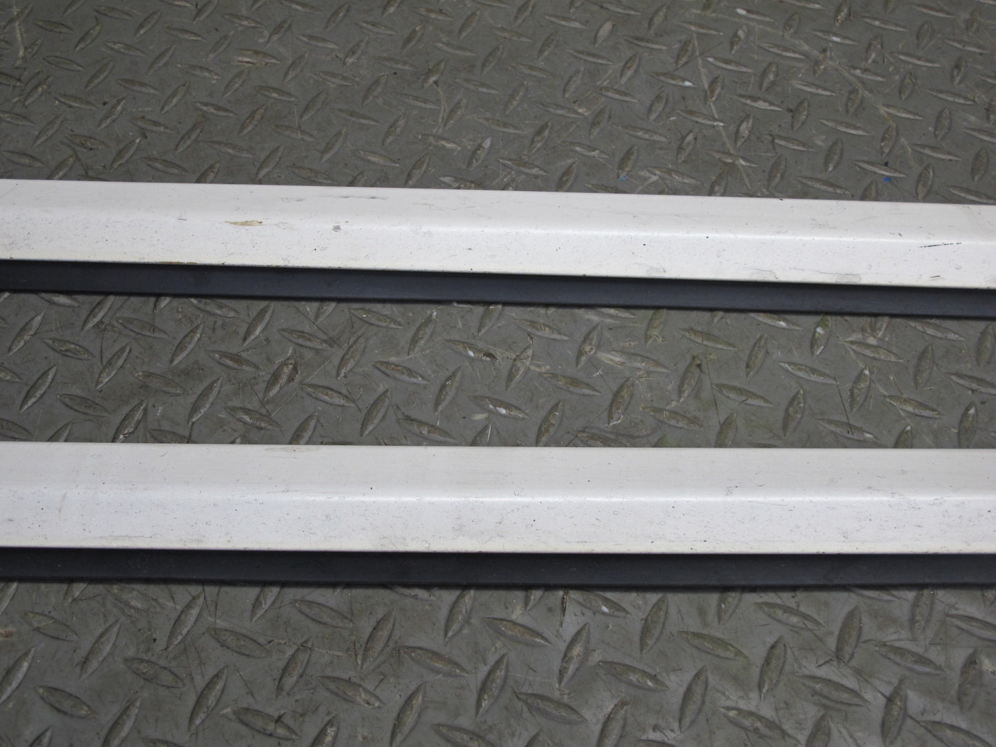 92-96 Lexus SC300 SC400 Set of 2 Left Right Door Exterior Lower Trim Molding OEM