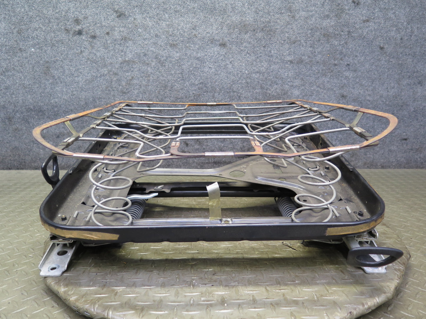 82-85 Mercedes W123 300D Sedan Front Right Passanger Seat Frame Track Rail OEM