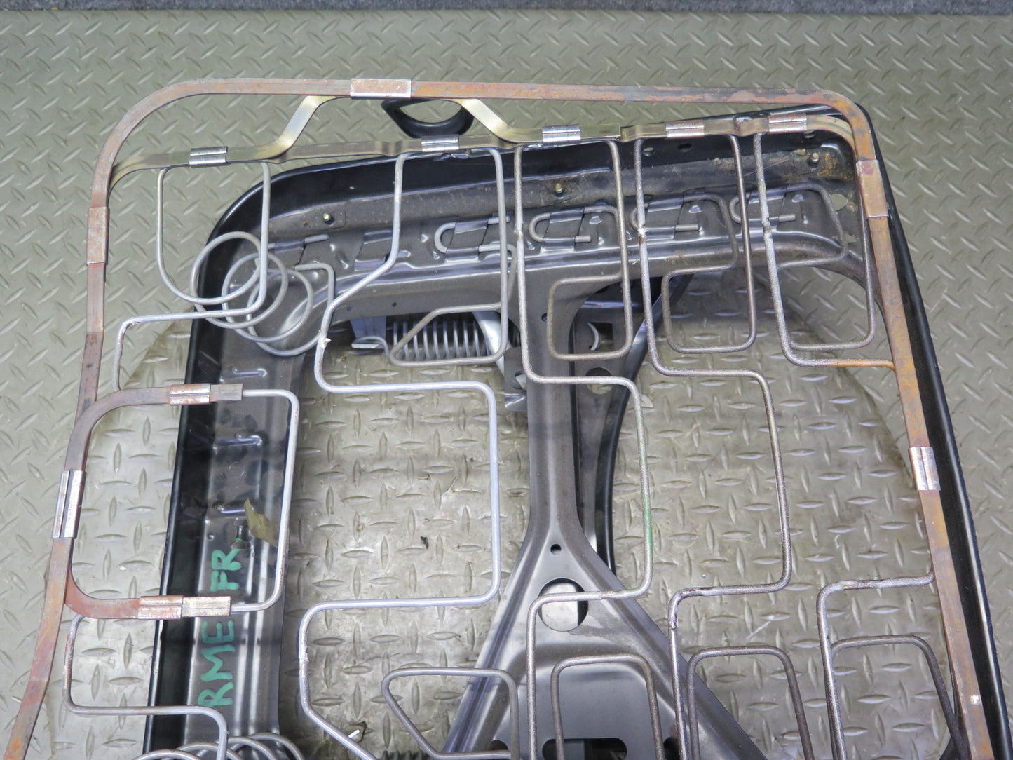 82-85 Mercedes W123 300D Sedan Front Right Passanger Seat Frame Track Rail OEM