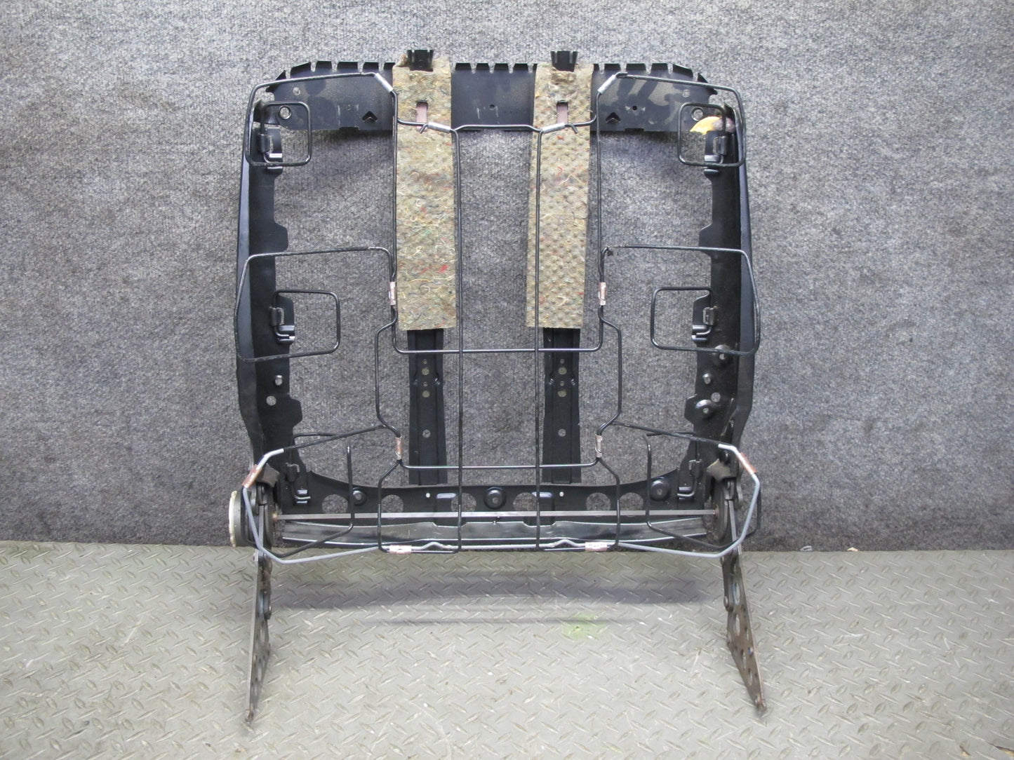 82-85 Mercedes W123 Front Right Passenger Side Upper Seat Frame OEM