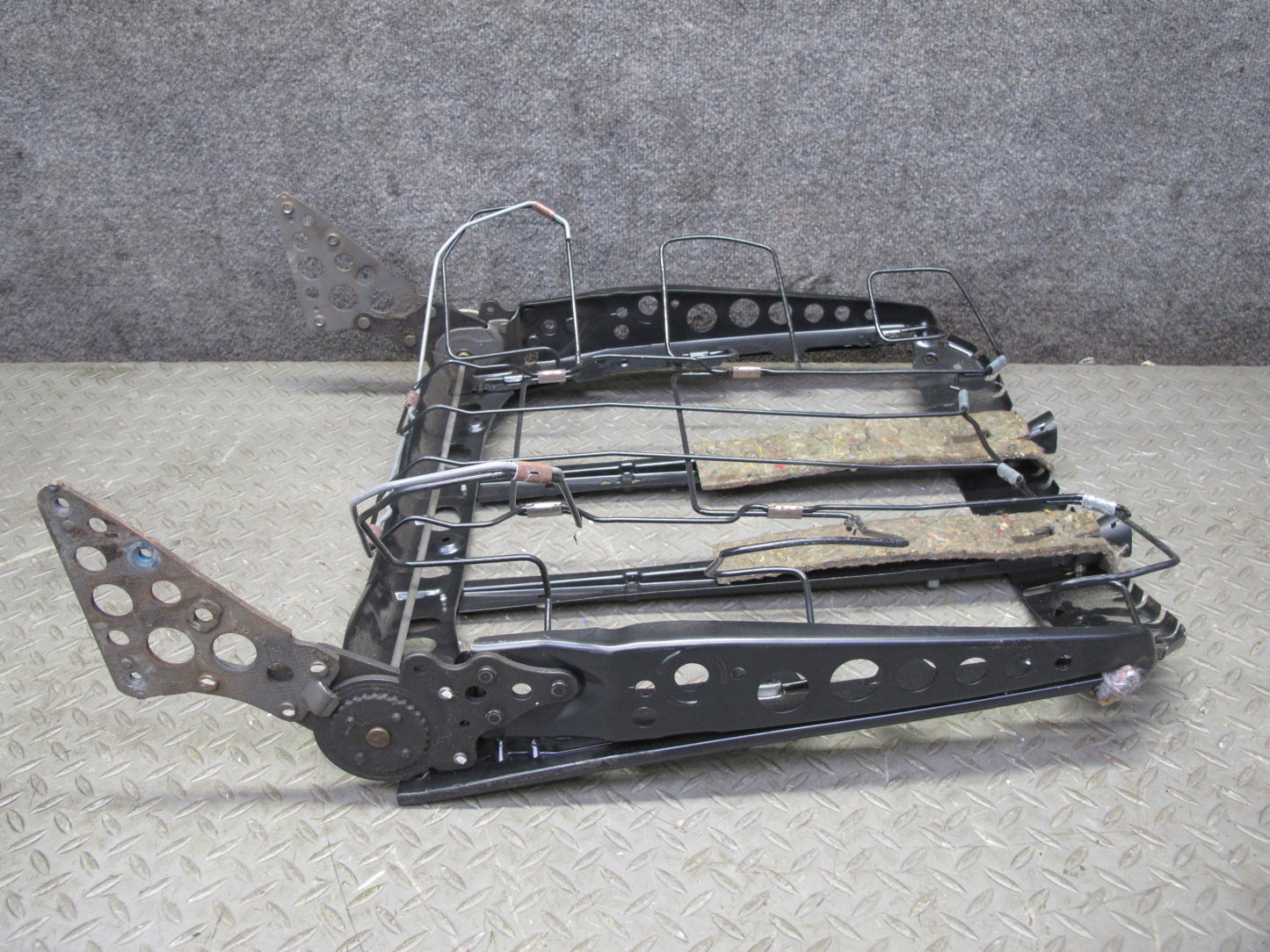 82-85 Mercedes W123 Front Right Passenger Side Upper Seat Frame OEM