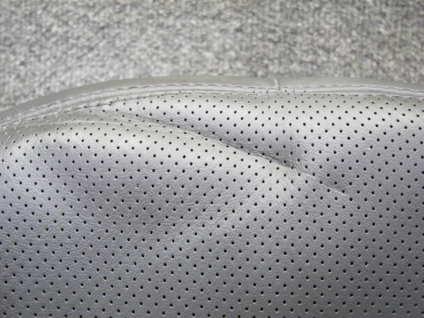 03-08 Mercedes R230 SL600 Front Left Seat Upper Perforated Leather Cushion OEM