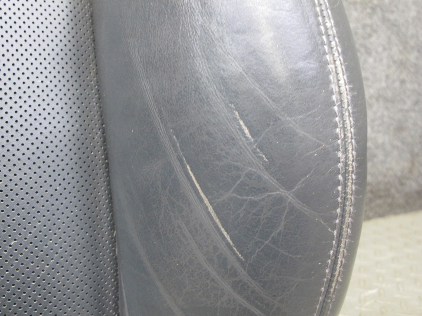 03-08 Mercedes R230 SL600 Front Left Seat Upper Perforated Leather Cushion OEM