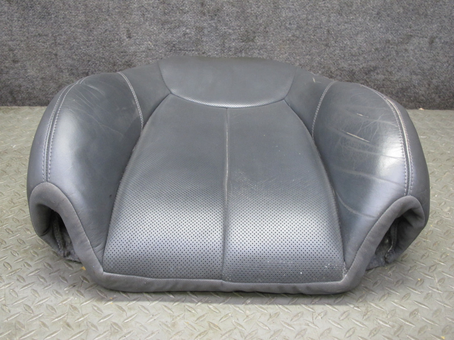 03-08 Mercedes R230 SL600 Front Left Seat Upper Perforated Leather Cushion OEM