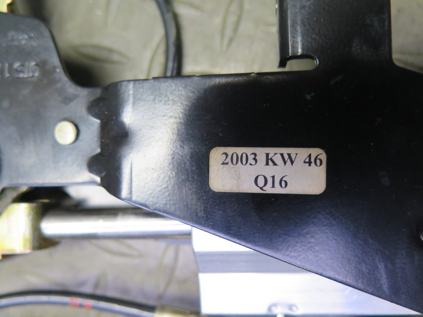 03-12 Mercedes R230 Sl-class Convertible TOP Roof Lock Latch w Lines OEM