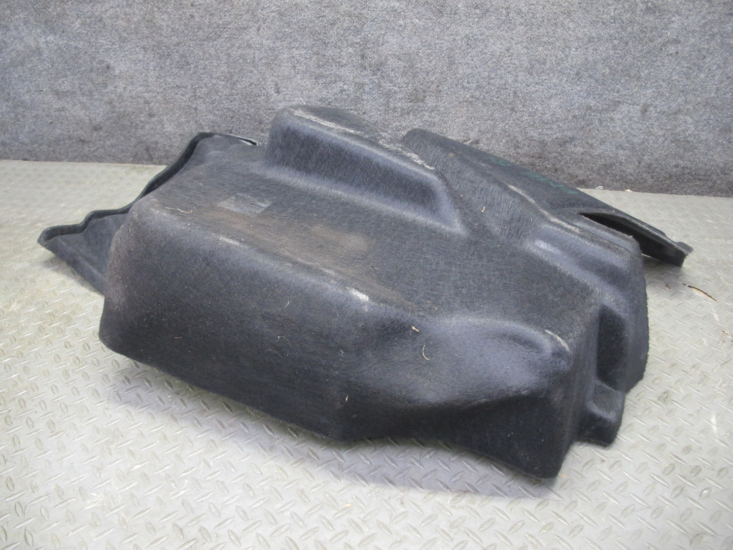 94-95 Mercedes W124 300D Sedan Rear Trunk Right & Left Trim Cover Black Set OEM