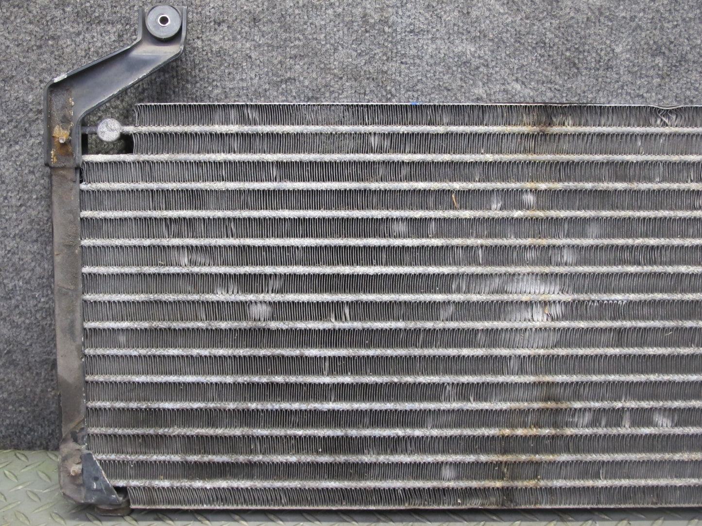 90-93 Nissan Z32 300ZX NON Turbo A/C Air Condition Condenser 92101-30P00 OEM