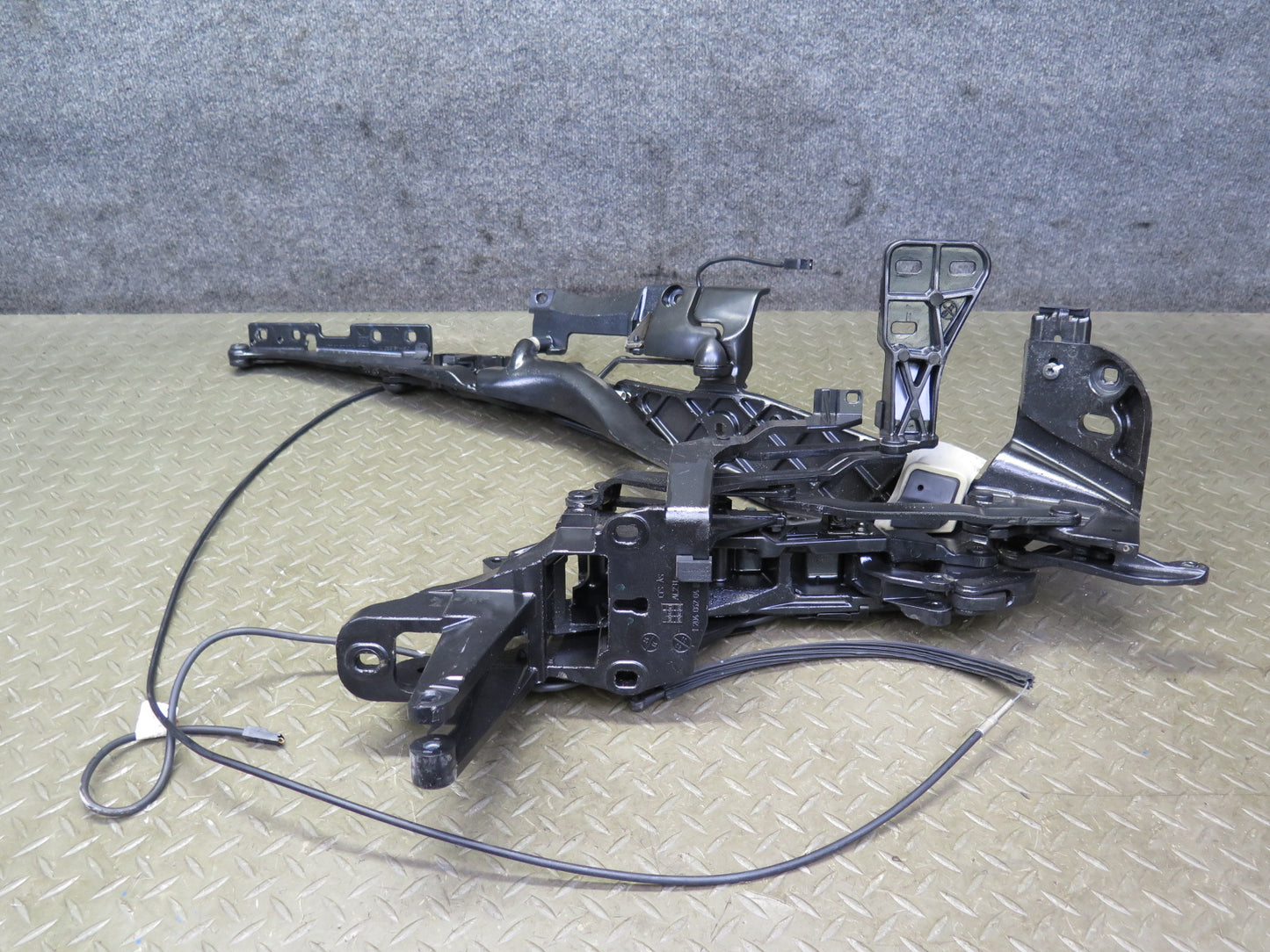 03-08 Mercedes R230 Sl-class Convertible Set of 2 Hard TOP Roof Hinge Set OEM