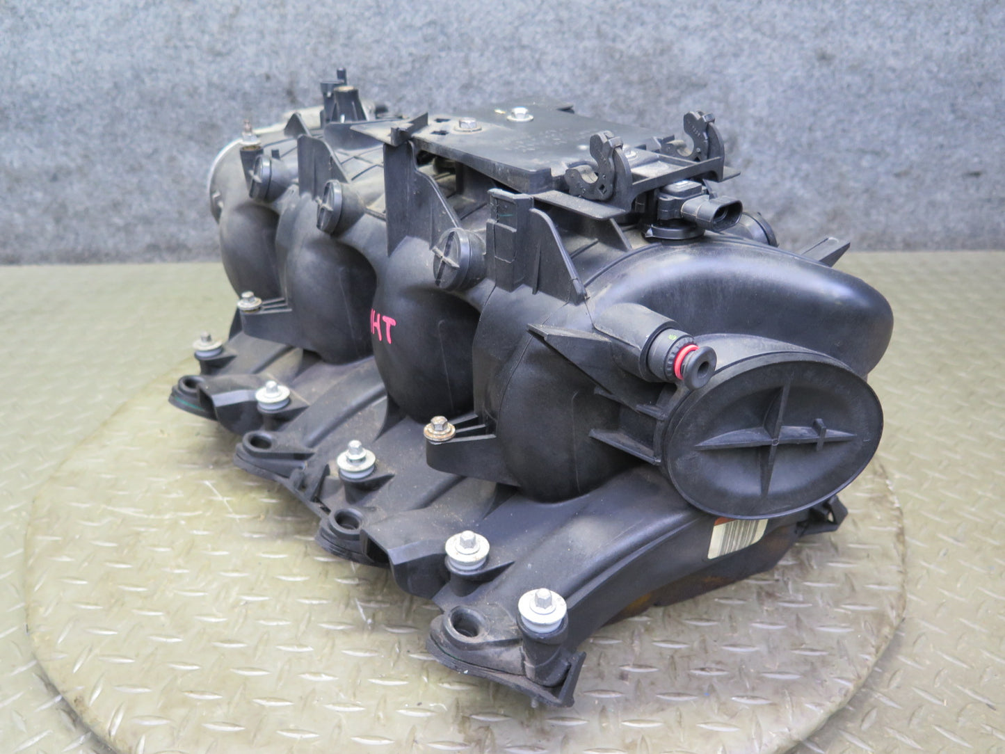 2004-2007 Hummer H2 6.0L V8 Engine Motor Air Intake Manifold W/ Throttle Body