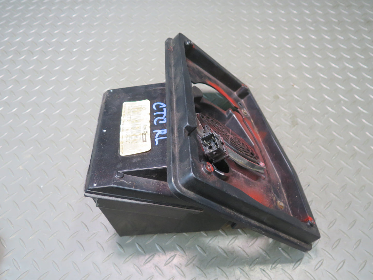 84-89 Chevrolet Corvette C4 Coupe Set of 2 Rear Right & Left Speaker OEM