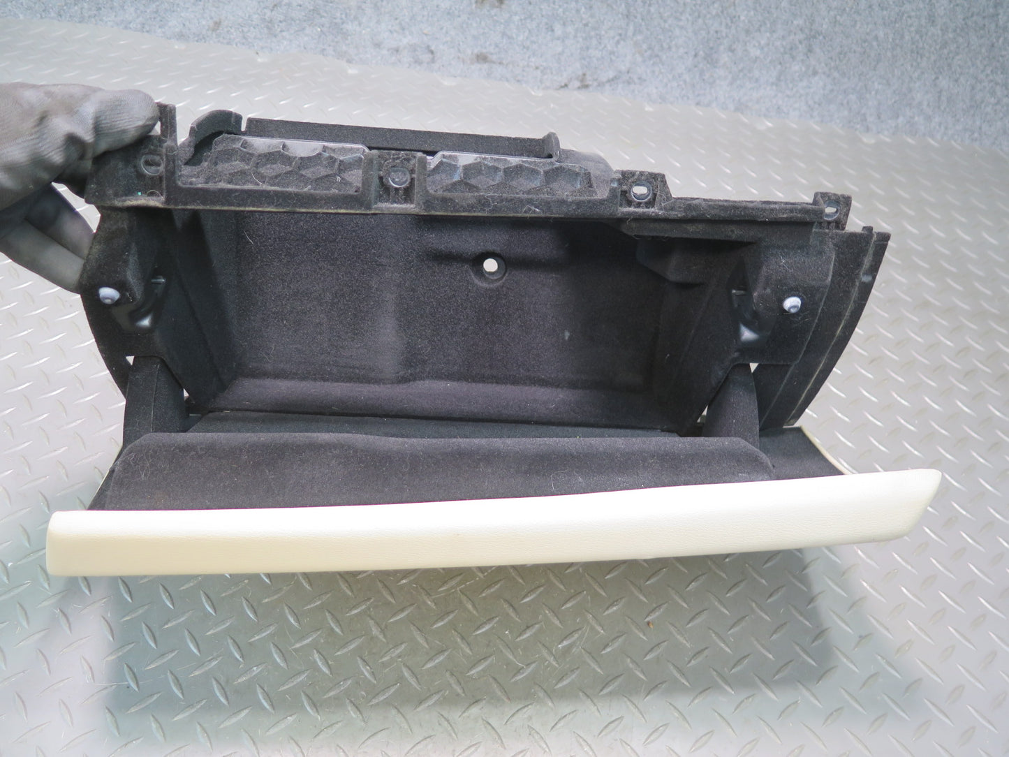 2014-2018 BMW F15 X5 Dash Glove Box Compartment Storage