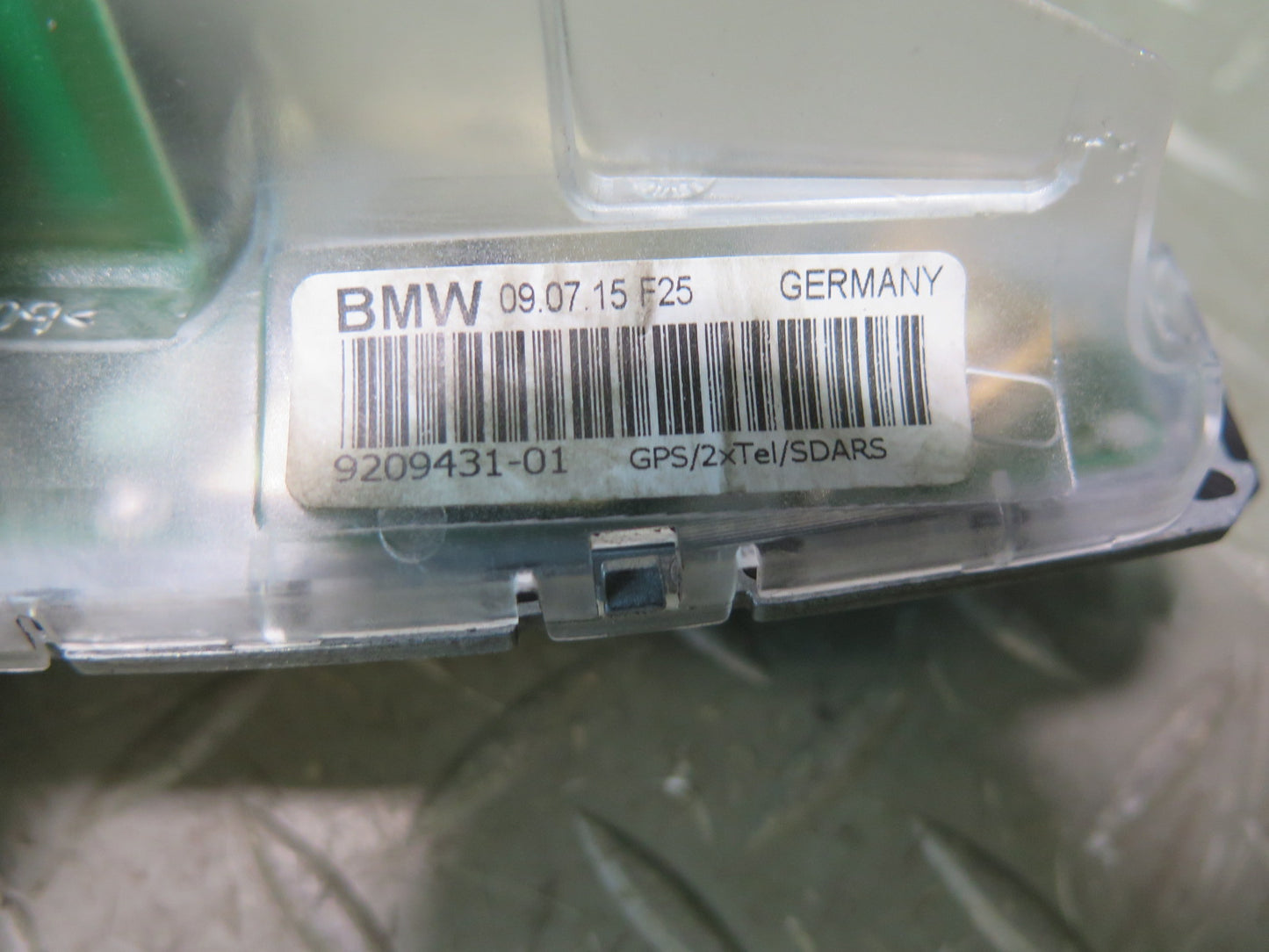 2014-2018 BMW F15 X5 Rear Roof Radio Shark FIN Antenna w Cover