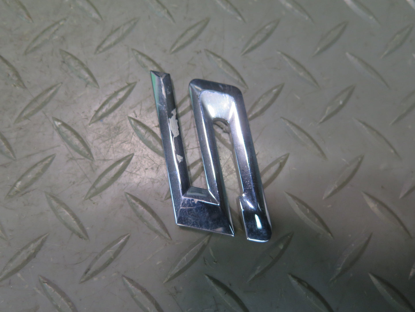 2014-2018 BMW F15 X5 Rear Trunk Lid Emblem Badge Ornament