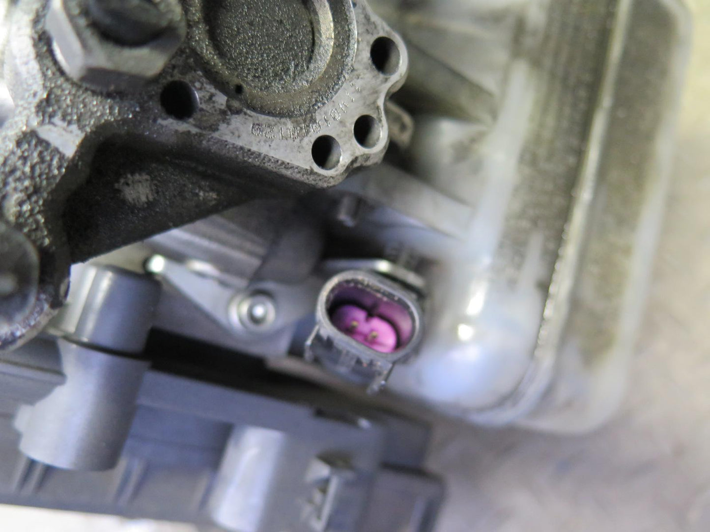 2008-2009 Hummer H2 ABS Anti Lock Brake Master Cylinder Pump Module