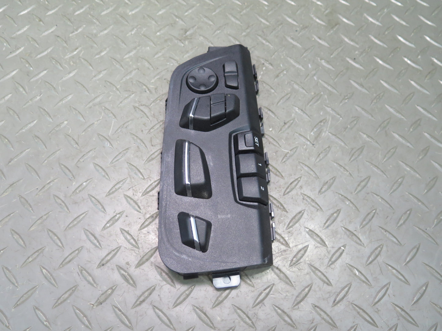 2014-2018 BMW F15 X5 Front Right Seat Adjust Control Switch 9359818