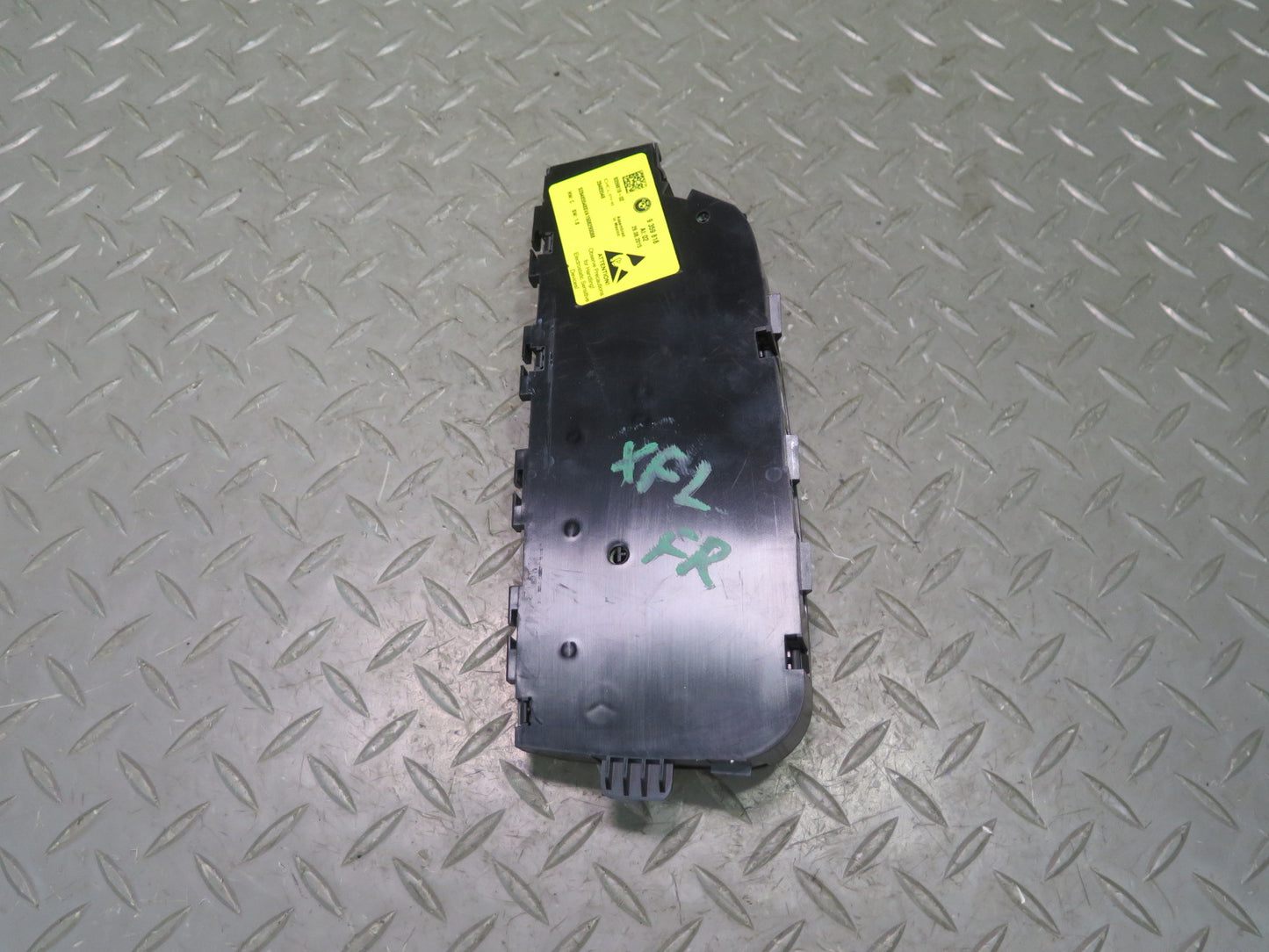 2014-2018 BMW F15 X5 Front Right Seat Adjust Control Switch 9359818
