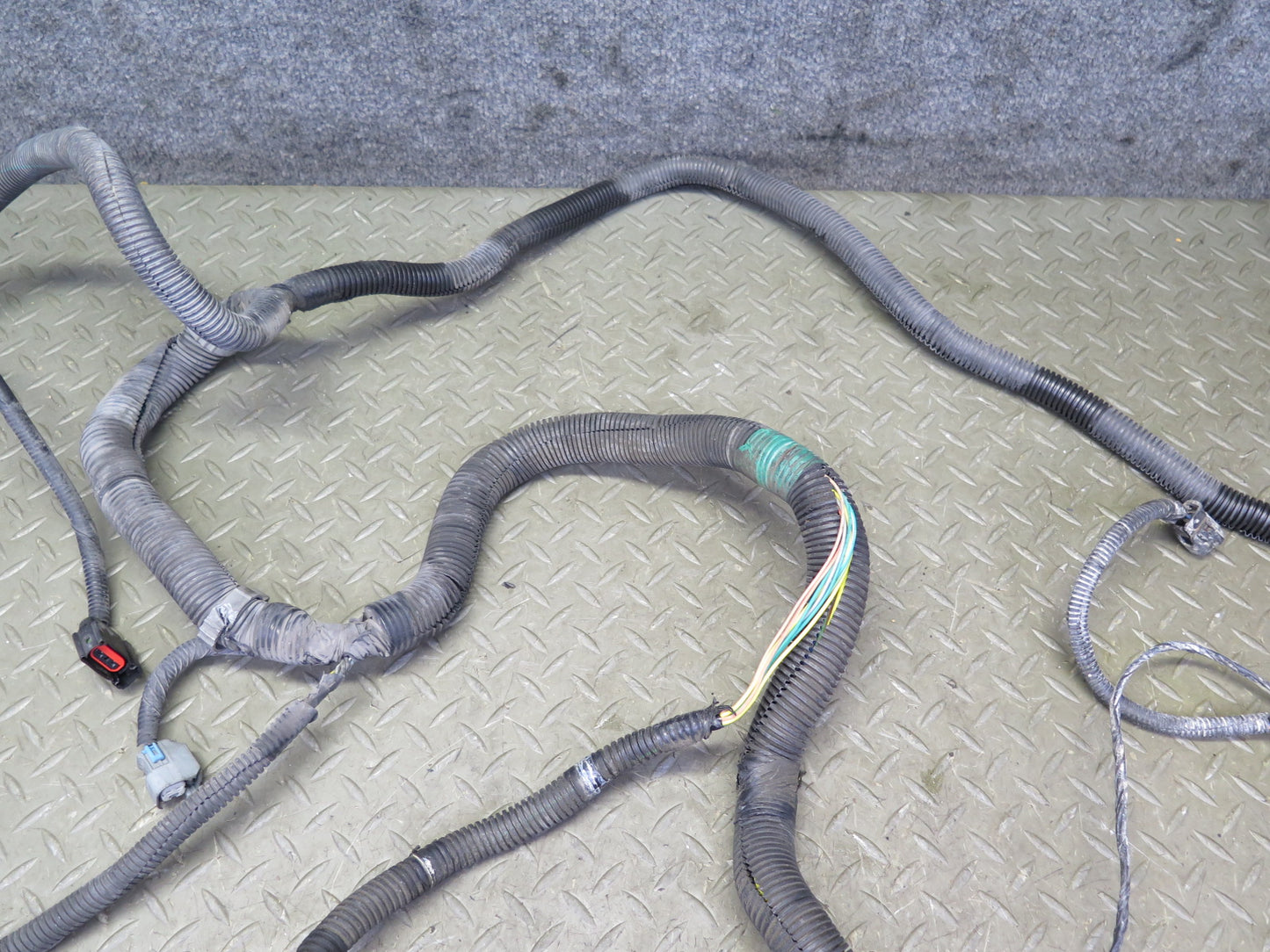 2008-2009 Hummer H2 Front Headlight Lamp Wire Wiring Harness