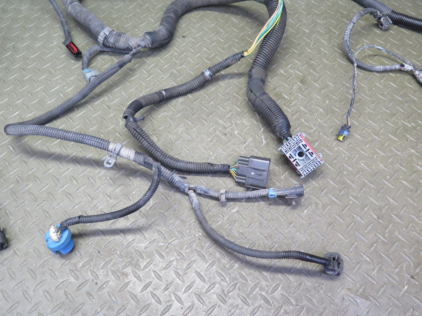 2008-2009 Hummer H2 Front Headlight Lamp Wire Wiring Harness