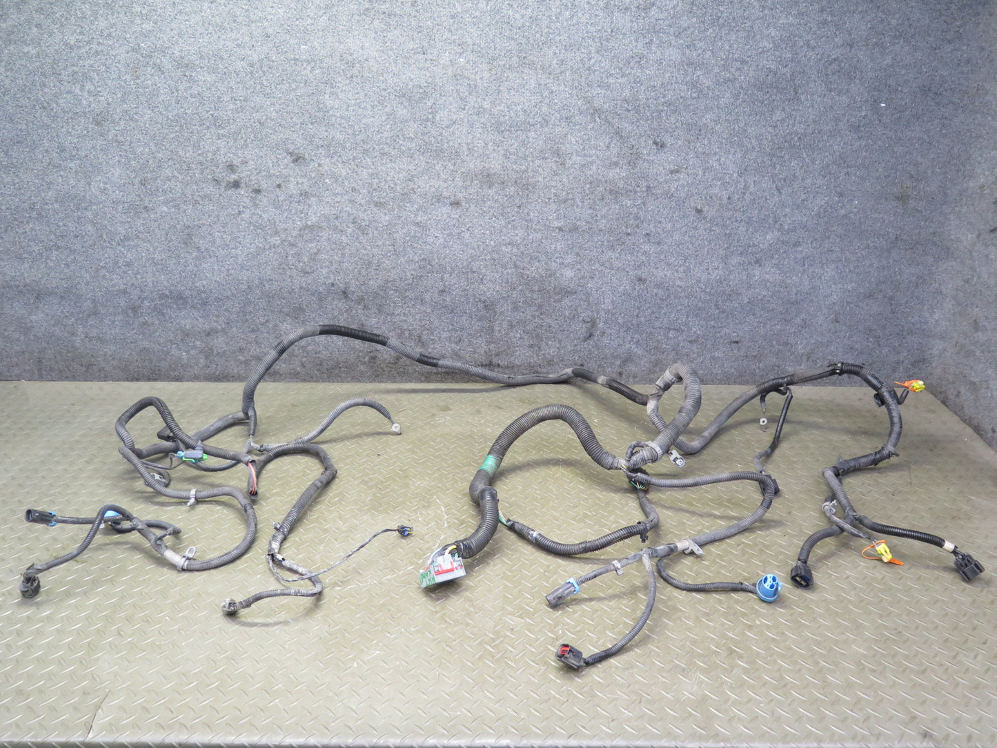 2008-2009 Hummer H2 Front Headlight Lamp Wire Wiring Harness