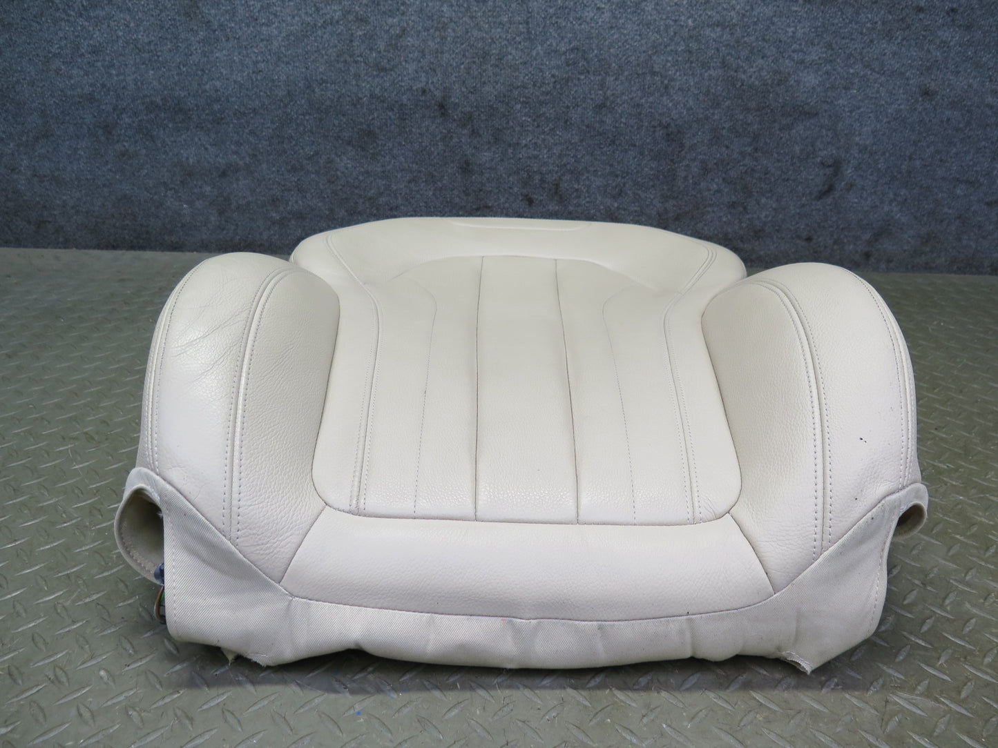 2014-2018 BMW F15 X5 Front Right Seat Upper Backrest Leather Cushion Beige
