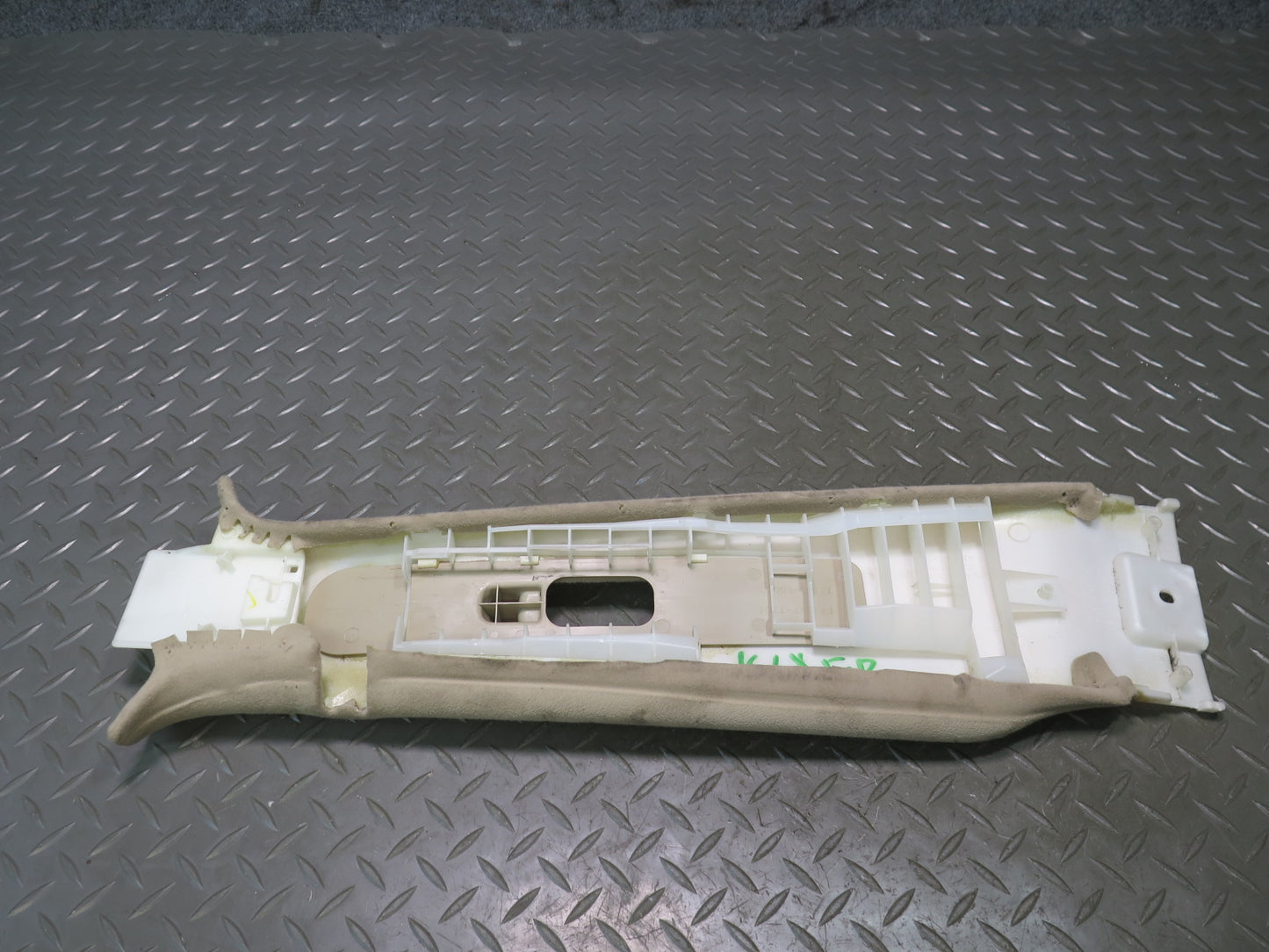 2003-2007 Lexus UZJ100L LX470 Interior B Pillar Upper Trim Cover Panel Set
