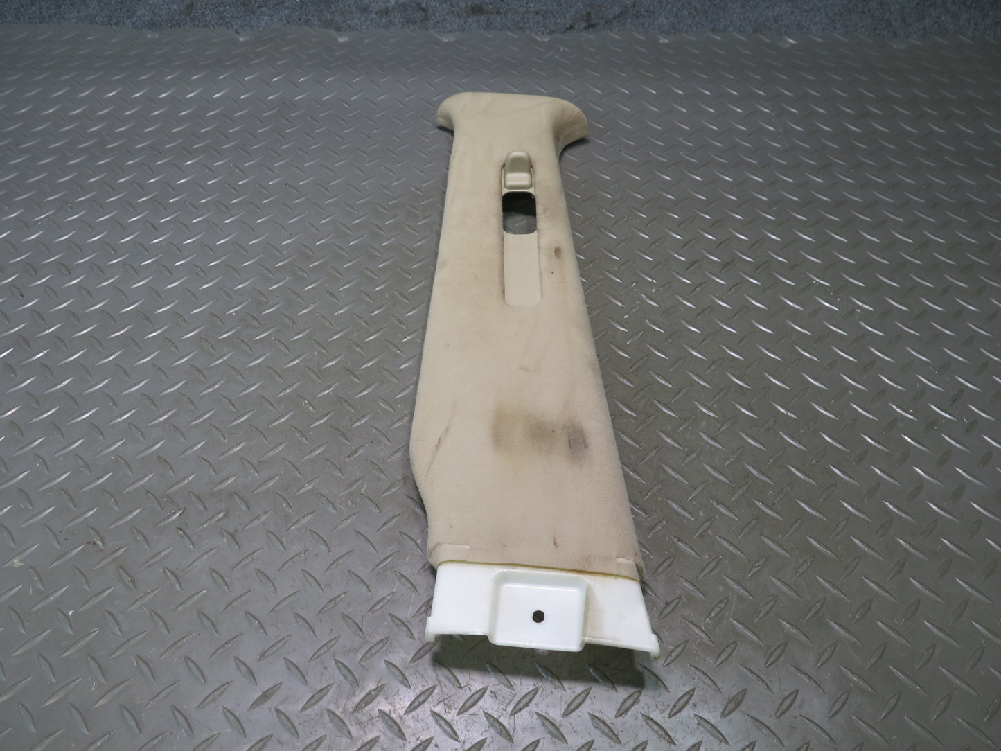 2003-2007 Lexus UZJ100L LX470 Interior B Pillar Upper Trim Cover Panel Set