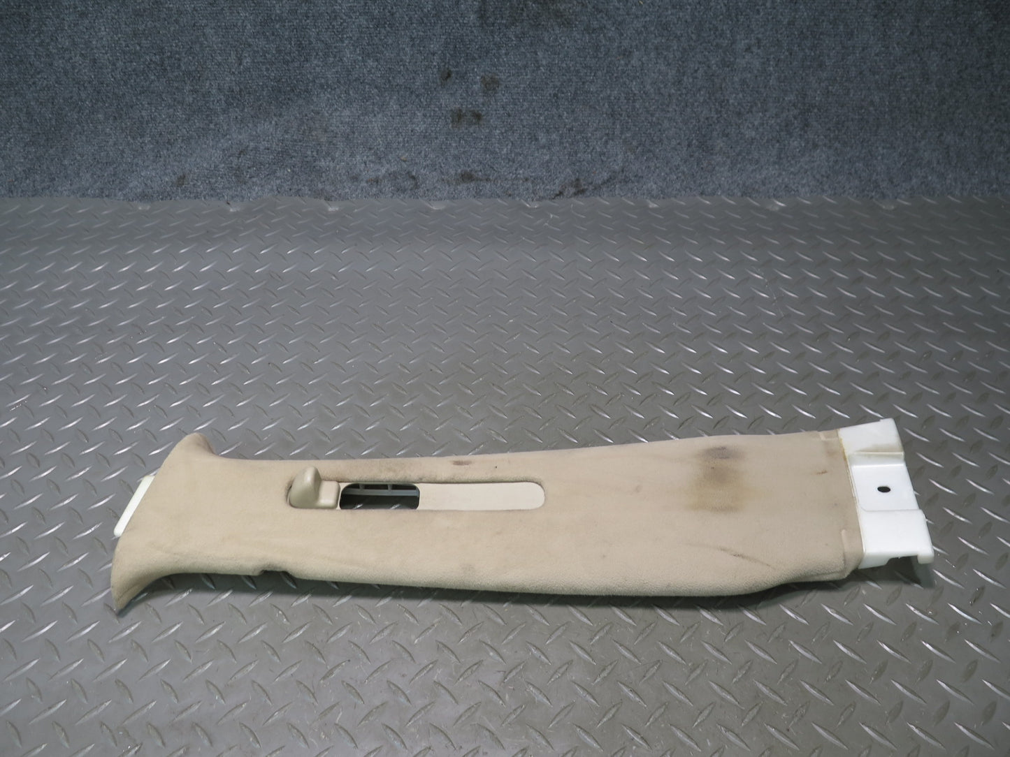 2003-2007 Lexus UZJ100L LX470 Interior B Pillar Upper Trim Cover Panel Set