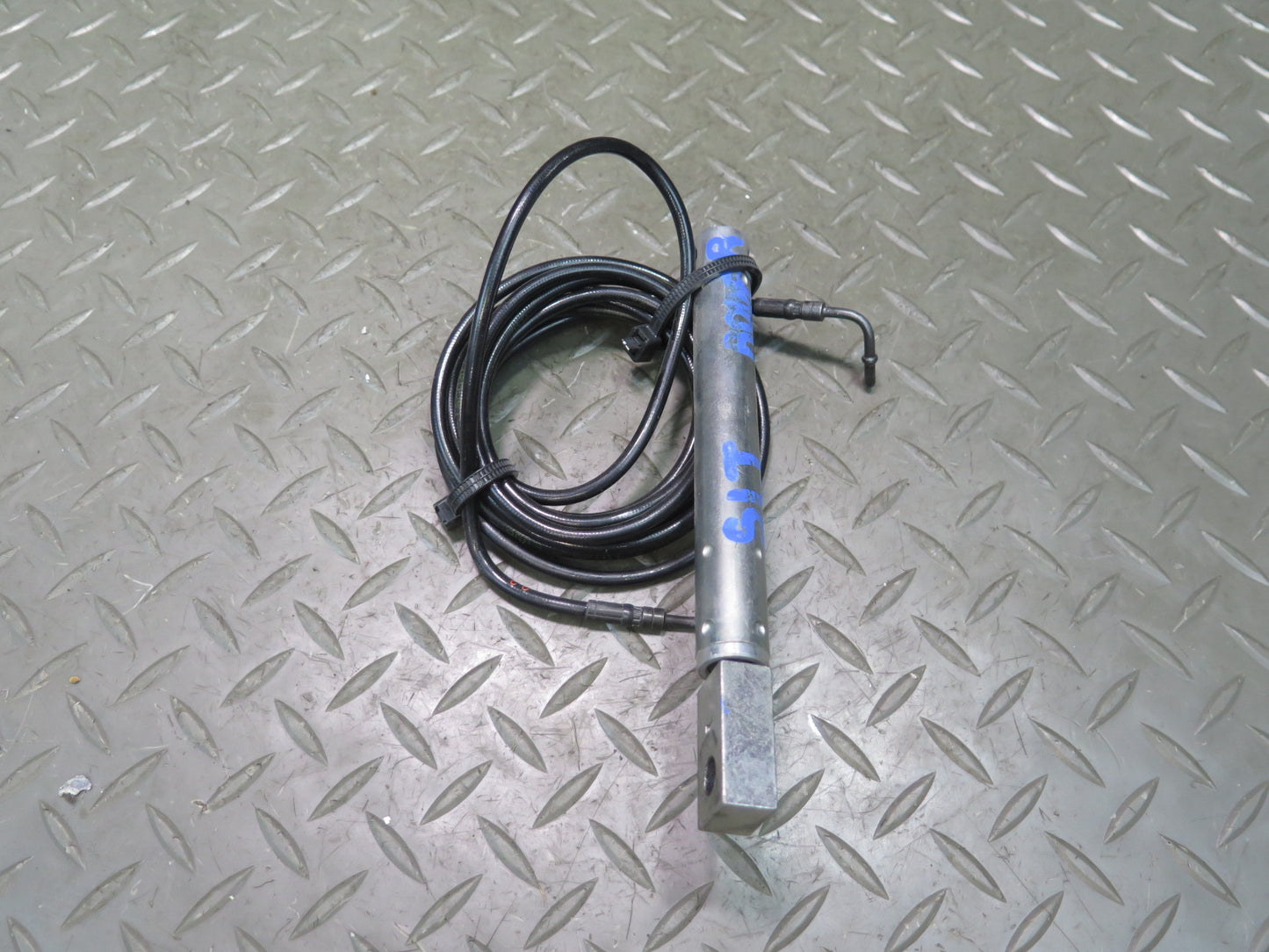 03-12 Mercedes R230 Sl-class Convertible Left TOP Roof Hydraulic Cylinder OEM