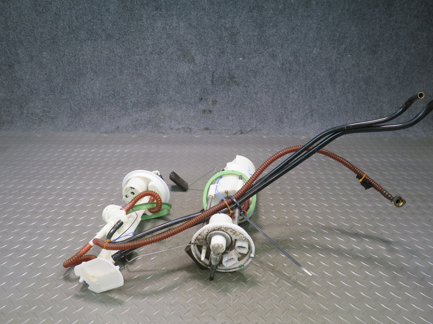 2014-2018 BMW F15 X5 N55 Fuel Pump Level Sensor Sending Unit Set of 2