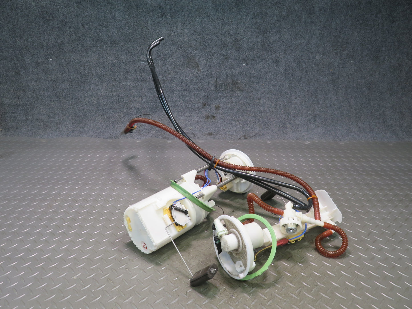 2014-2018 BMW F15 X5 N55 Fuel Pump Level Sensor Sending Unit Set of 2