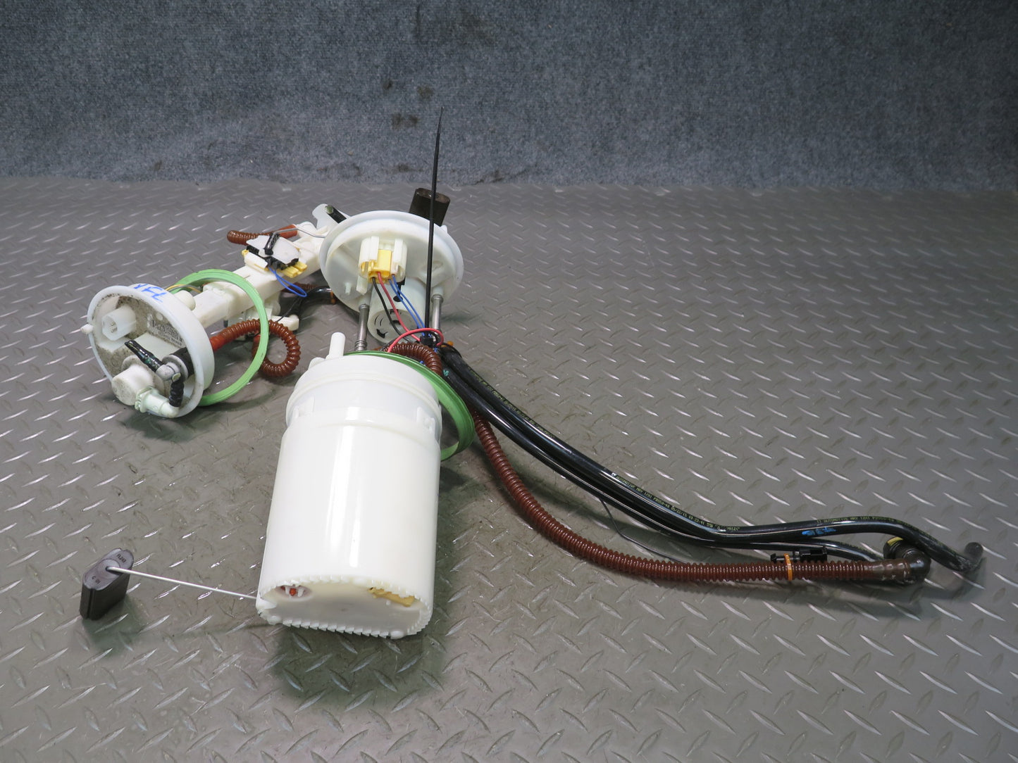2014-2018 BMW F15 X5 N55 Fuel Pump Level Sensor Sending Unit Set of 2
