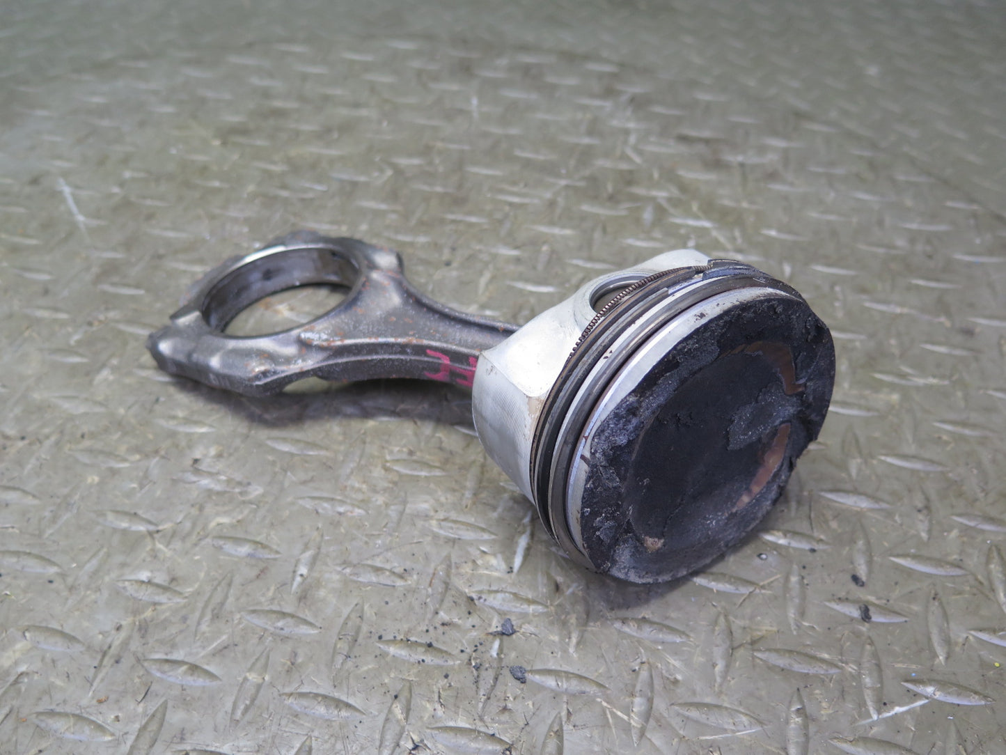 12-13 BMW F10 F12 F13 550i N63 4.4L Set of 8 Engine Piston Connecting Rod OEM