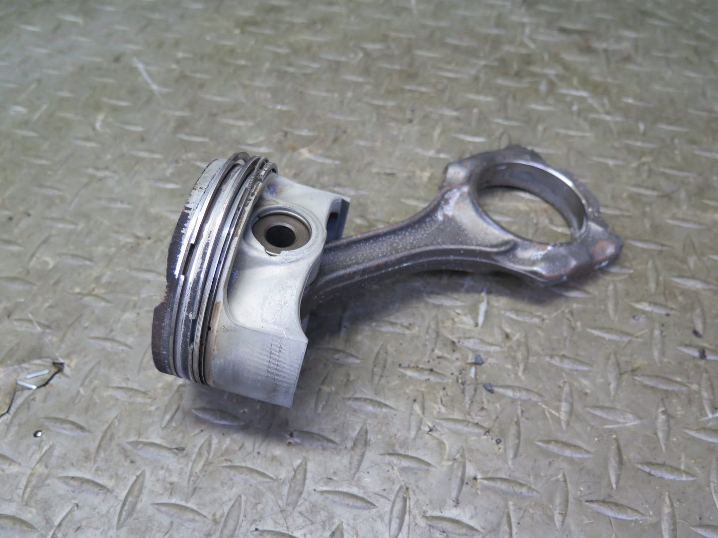 12-13 BMW F10 F12 F13 550i N63 4.4L Set of 8 Engine Piston Connecting Rod OEM