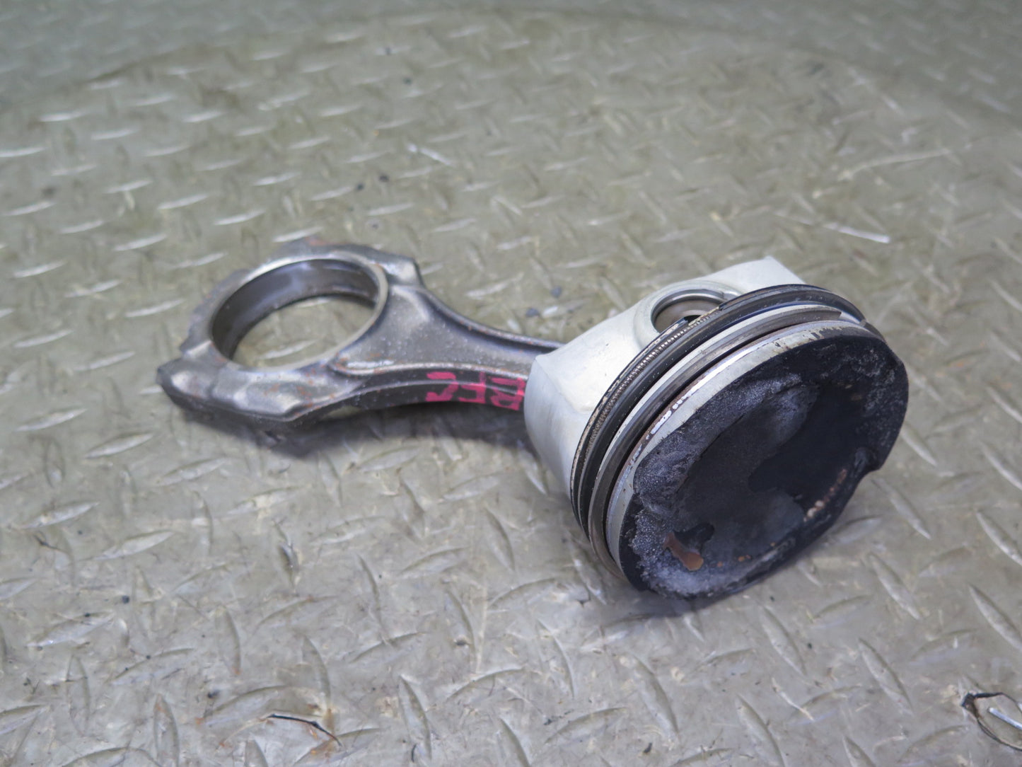 12-13 BMW F10 F12 F13 550i N63 4.4L Set of 8 Engine Piston Connecting Rod OEM
