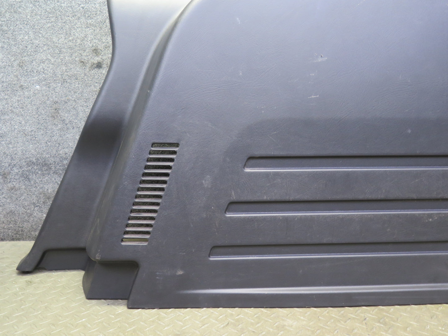 2008-2009 Hummer H2 Rear Right Pass Side Trunk Quarter Panel Trim Cover Black
