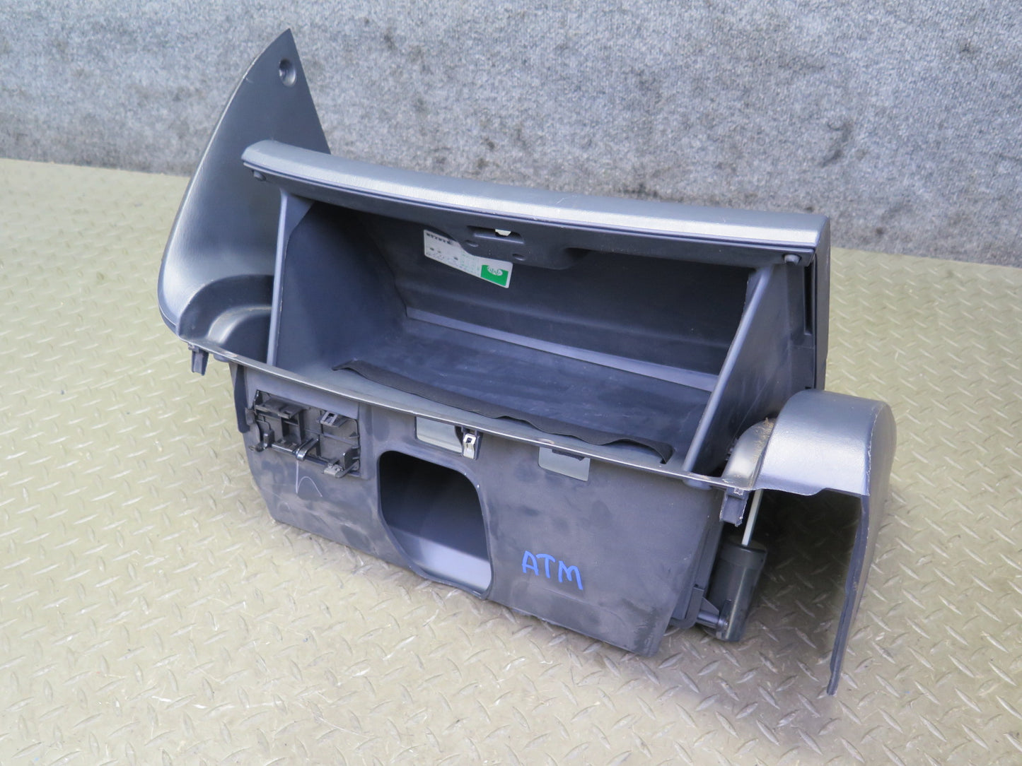 1996 Toyota MARK2 JZX100 Tourer Dash Glove Box Compartment Storage OEM